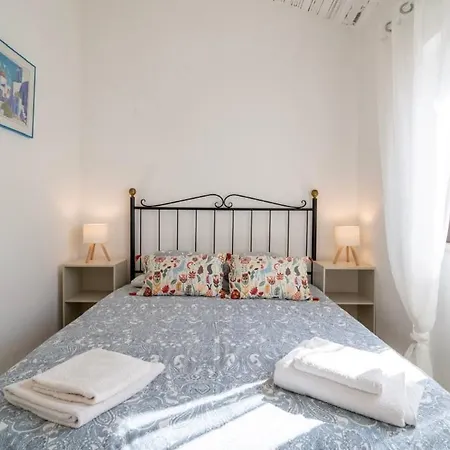 Holiday home Olive Tree House