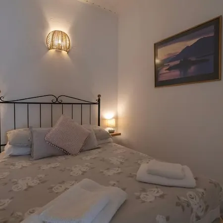 Holiday home Olive Tree House